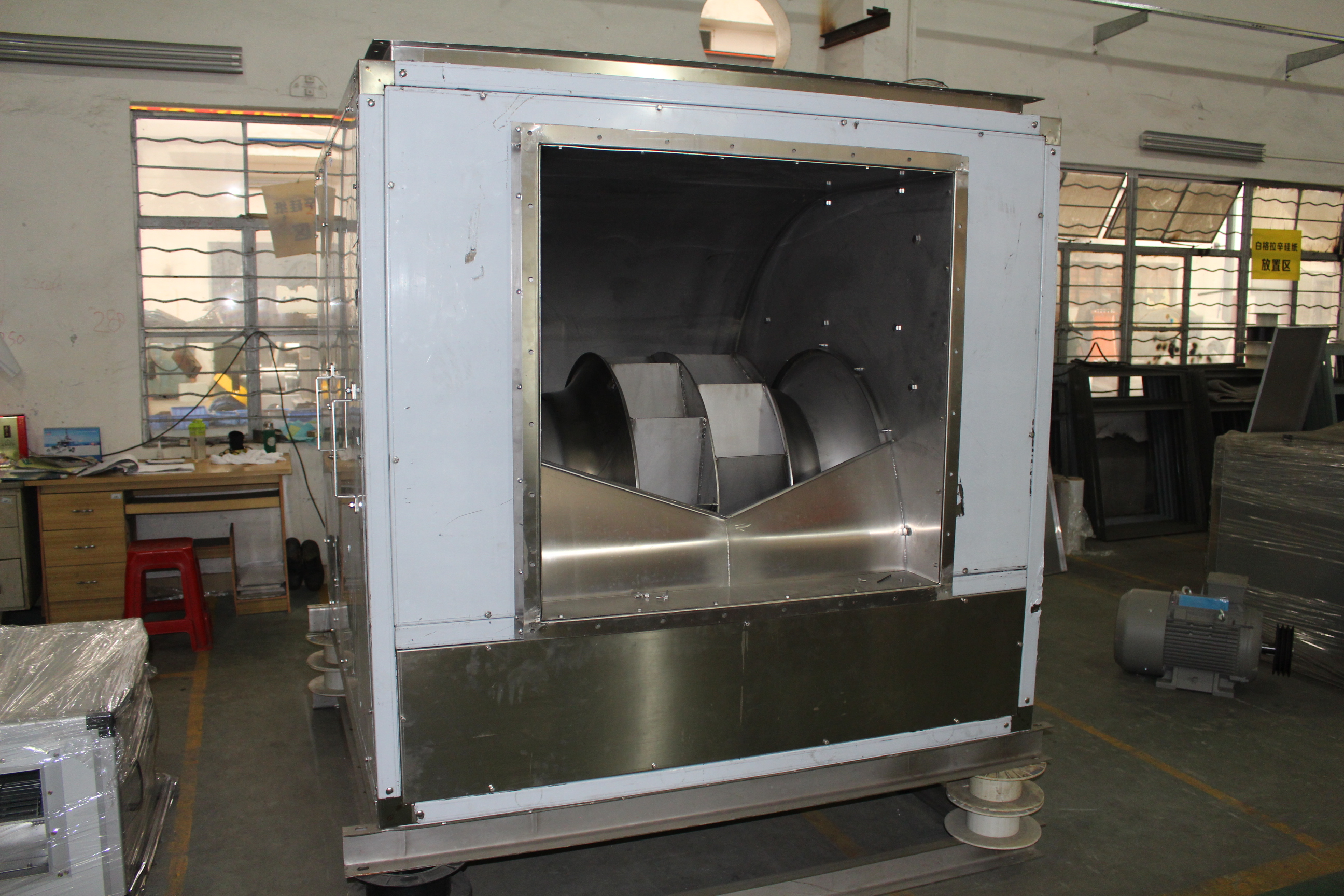 大型柜式風(fēng)機(jī) 大型柜式風(fēng)機(jī)